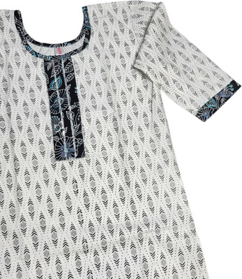 Laxmi Textile Women Floral Print A-line Kurta(White)