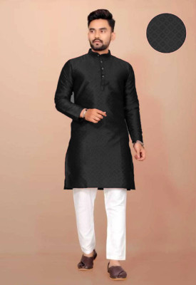 Adee Men Self Design Straight Kurta(Black)