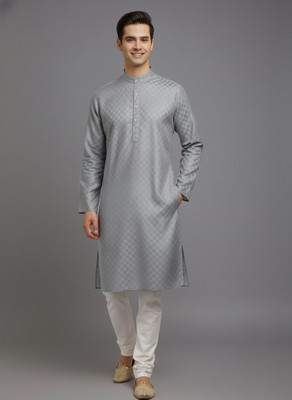 Tibra Collection Men Kurta Pyjama Set