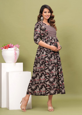 CLOTHICORP Women Printed A-line Kurta(Black)