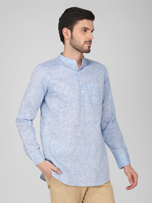 Vastraa Fusion Men Self Design Straight Kurta(Dark Blue)