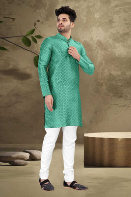 Mysia Men Woven Design Straight Kurta(Green)