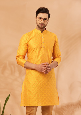 ARMAAN ETHNIC Men Self Design Straight Kurta(Yellow)