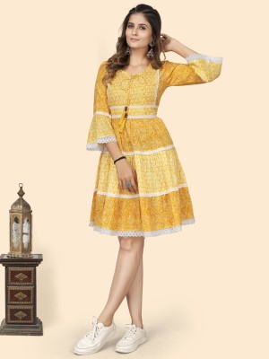 VBUYZ Women Printed Flared Kurta(Yellow)