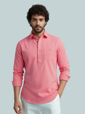 Vashuqi Men Solid A-line Kurta(Multicolor)