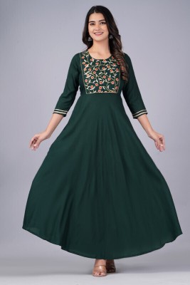 Daneen Women Embroidered Anarkali Kurta(Green)