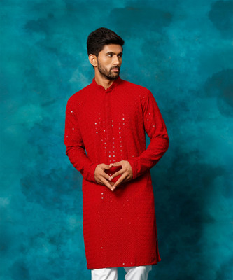 VASTRAMAY Men Embellished, Embroidered Straight Kurta(Maroon)