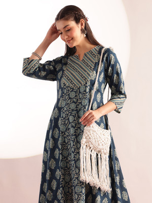 VBUYZ Women Printed Flared Kurta(Blue)