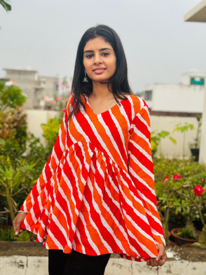 BLEVY Women Printed Straight Kurta(Red, Orange)