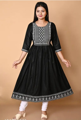 MJDress Women Embroidered Anarkali Kurta(Green)