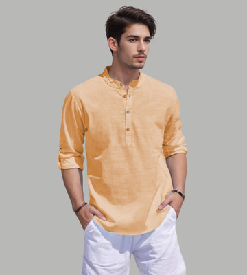 Apektra Men Solid Straight Kurta(Orange)