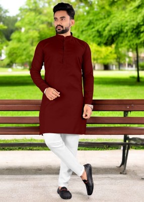 G7 FASHION Men Solid Straight Kurta(Maroon)