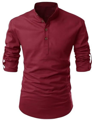 GUYS HUBB Men Solid Straight Kurta(Maroon)
