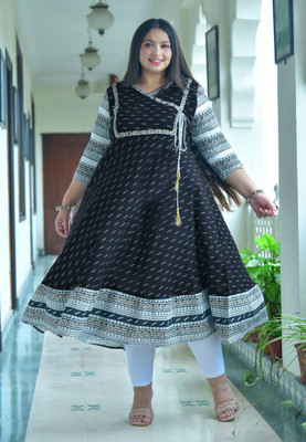 AKIKO Women Printed Anarkali Kurta(Black)