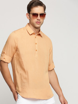 SHOWOFFFF Men Solid Straight Kurta(Orange)