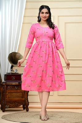 Muskan Fab Women Printed A-line Kurta(Pink)
