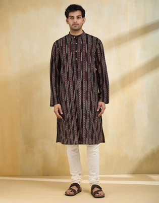 Fabindia Men Printed, Striped Straight Kurta(Black)