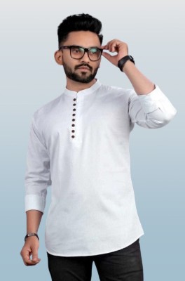 MISHREE Men Solid Straight Kurta(White)