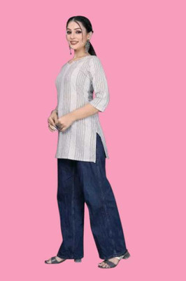 Rangrasiya Creation Women Striped A-line Kurta(White)
