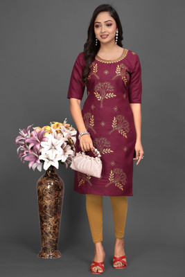 RITOSA Women Embroidered A-line Kurta(Maroon)