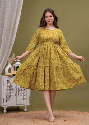 HouseOfCommon Women Printed Flared Kurta(Yellow)