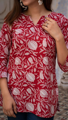 shri siddhi vinayak Women Self Design Tunic Kurta(Maroon)