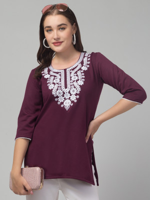 DIAMOND RUBY Women Embroidered Straight Kurta(Purple)