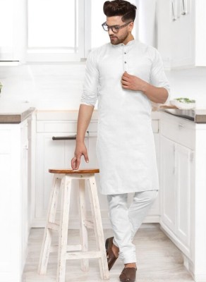 Anuj Fashion Men Solid Straight Kurta(White)