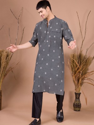 Shiwam Ethnix Women Printed Straight Kurta(Grey)