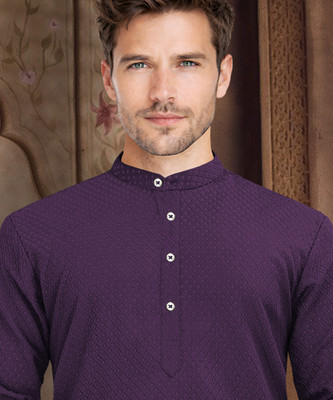 VeBNoR Men Self Design Straight Kurta(Purple)