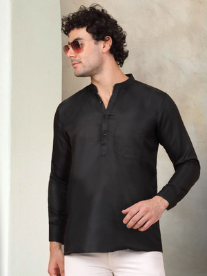 Jompers Men Solid Straight Kurta(Black)