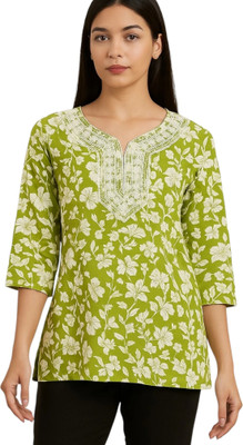 PP Clothing Women Embroidered Straight Kurta(Green)