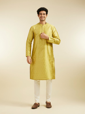 DIWAS by Manyavar Men Self Design Straight Kurta(Green)
