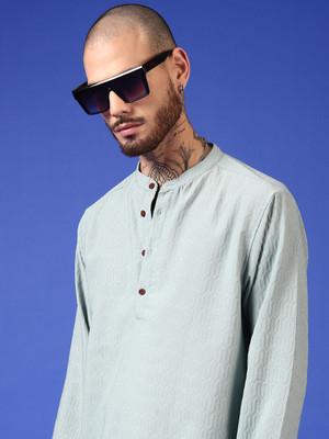 Voroxy Men Self Design Straight Kurta(Silver)