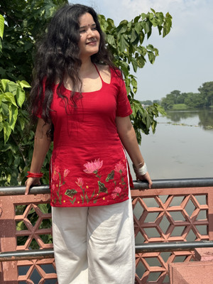 VASHTI BY ANUPAMA Women Self Design Straight Kurta(Red)