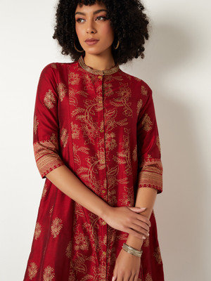 MAX Women Printed Straight Kurta(Red)