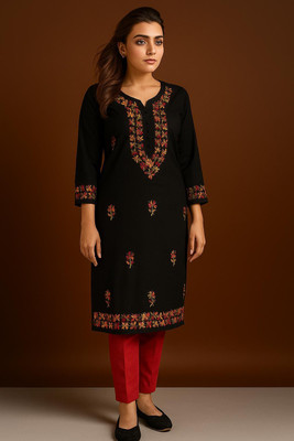 Elaasa Women Chikan Embroidery Straight Kurta(Black)