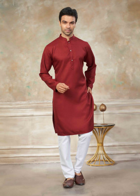 Outluk Men Self Design Straight Kurta(Red)