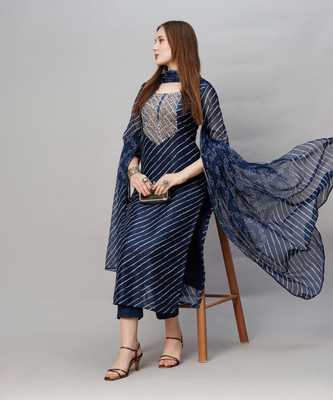 KHARWARFASHION Women Embroidered Straight Kurta(Blue)