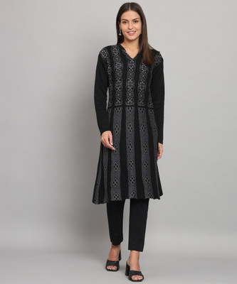 young threads collection Women Printed A-line Kurta(White, Black)