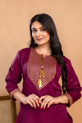 Tibra Attire Women Embroidered Straight Kurta(Maroon)