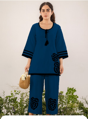 NAIDA Women Chikan Embroidery, Striped A-line Kurta(Dark Blue, Black)