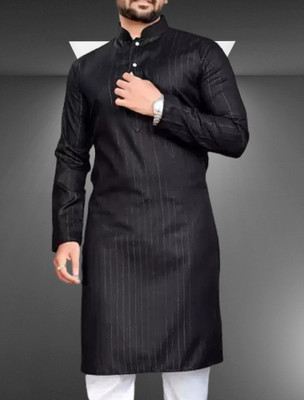 seetoo Men Embroidered Straight Kurta(Black)