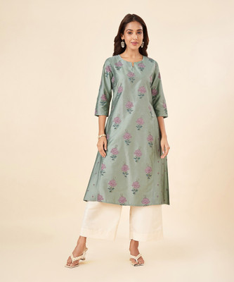 Rangmanch by Pantaloons Women Dyed/Ombre Flared Kurta(Green)