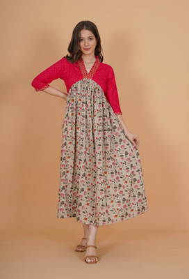 INDIANIC Women Floral Print Flared Kurta(Grey)