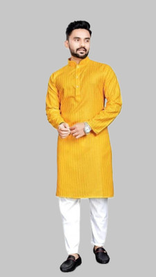 VINAARI Men Solid A-line Kurta(Yellow)