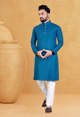 Dollico Men Solid Straight Kurta(Blue)