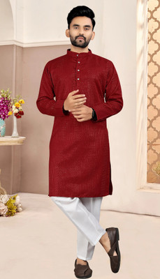 FOXDX Men Self Design Straight Kurta(Maroon)