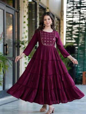MeetVastra Women Floral Print Flared Kurta(Maroon)
