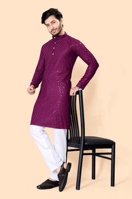 VividStyle Men Embroidered Straight Kurta(Purple)